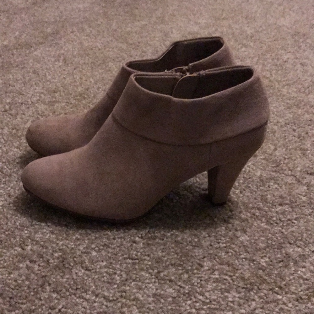 Nude booties - Picture 2 of 3